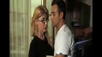Vintage Lady: Agatha Demarque5 In Full Movie