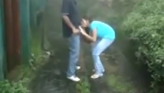 Indian Amateur Couple Engages In Public Blowjob And Fucking