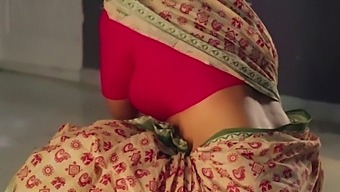 Sexy Indian Housewife In Rgv'S Movie